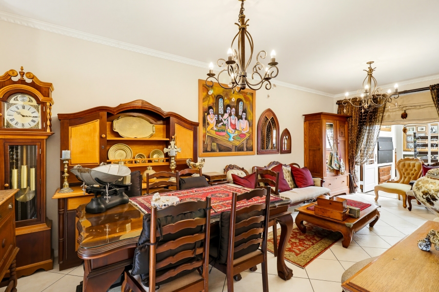 2 Bedroom Property for Sale in Harbour Island Western Cape